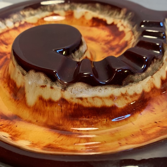 Vintage handmade pottery ashtray - Picture 3 of 5